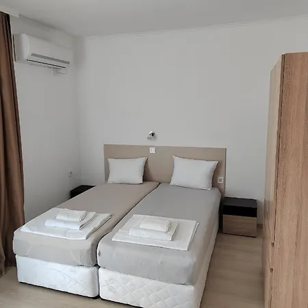 Aria Ξενοδοχείο 2*