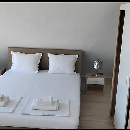 Aria Ξενοδοχείο 2*